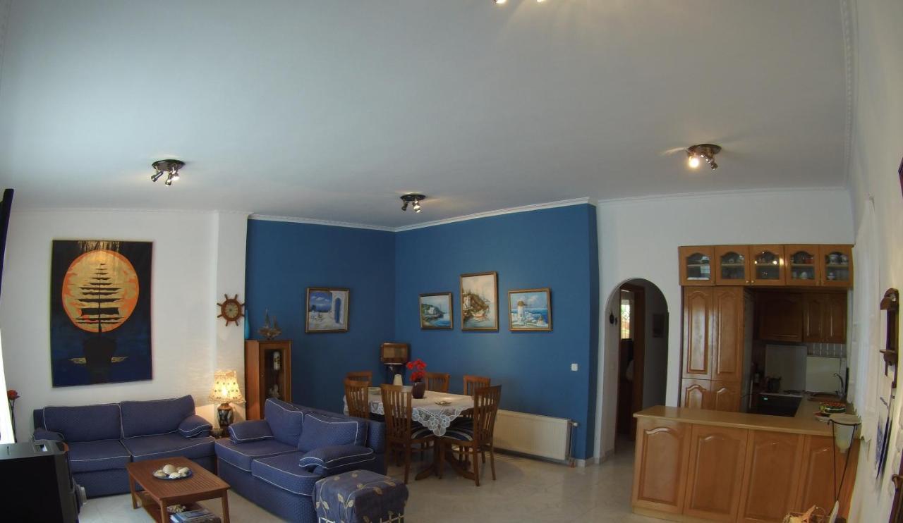 Blue & White Maisonette Over The Sea Near Sounio 苏尼翁 外观 照片