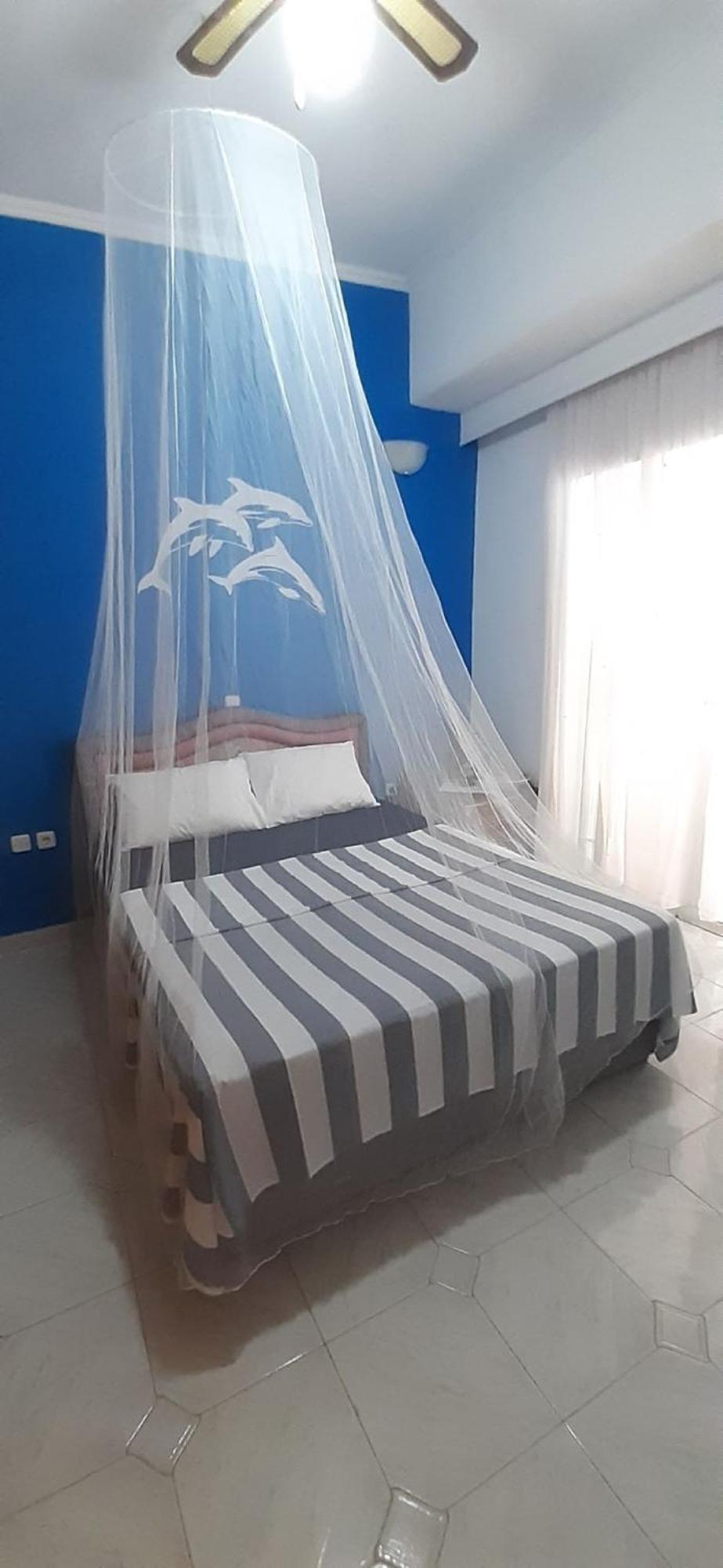 Blue & White Maisonette Over The Sea Near Sounio 苏尼翁 外观 照片